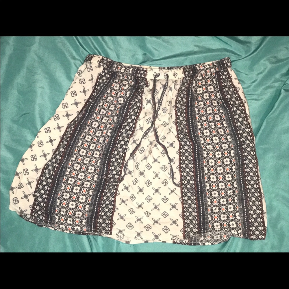 Hollister skirt